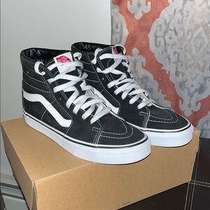 Vans Classic Black and White High-Tops